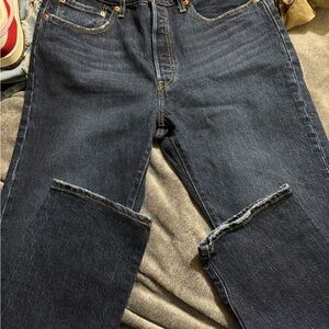 Woman’s Levi jeans